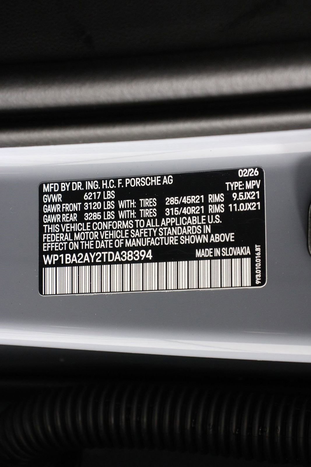 New 2026 Porsche Cayenne Coupe image 24