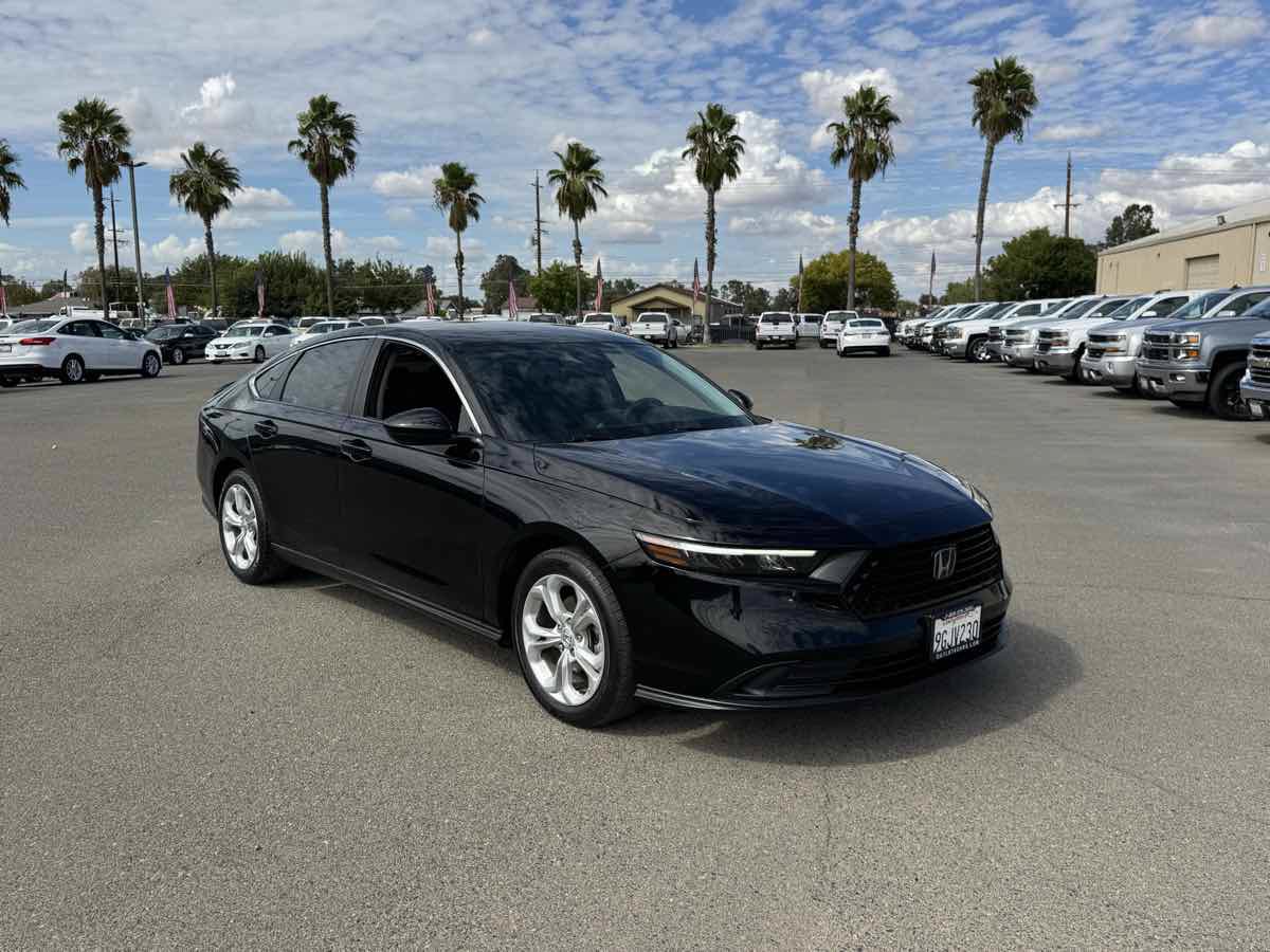 Used 2023 Honda Accord LX image 2