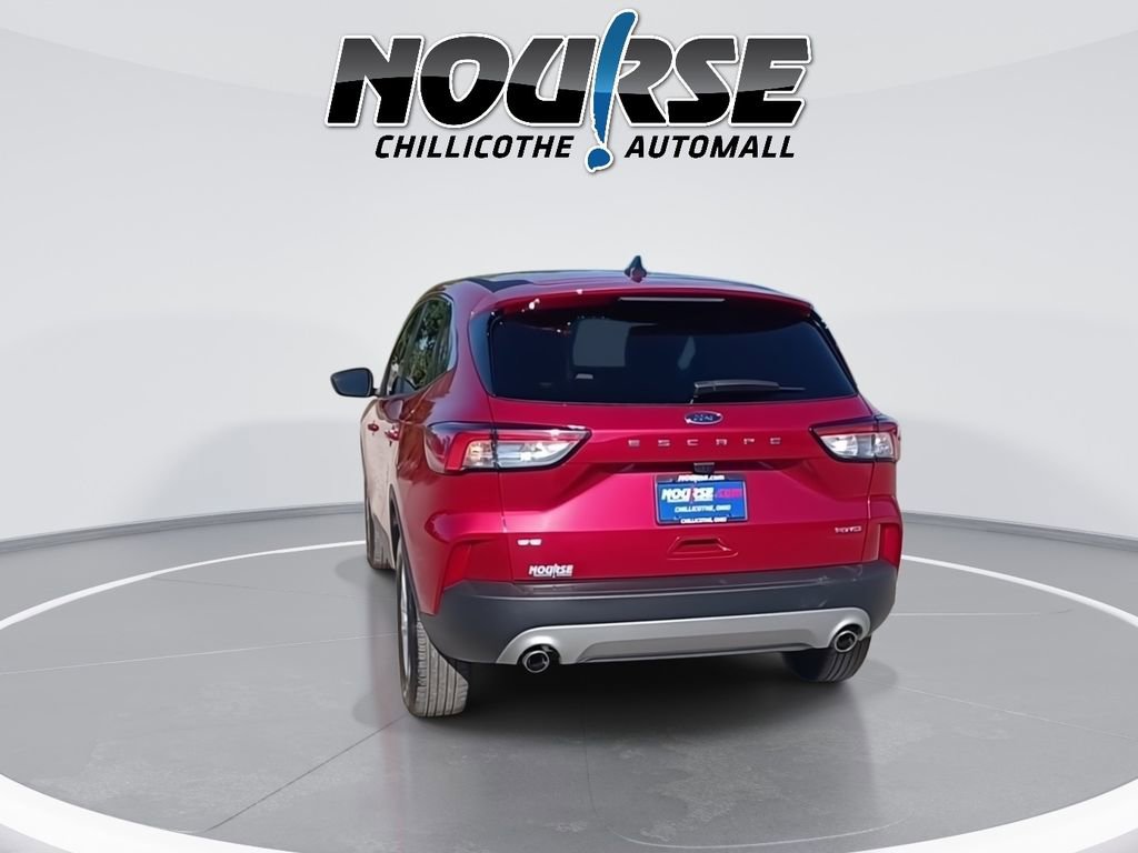 Used 2022 Ford Escape SE image 7