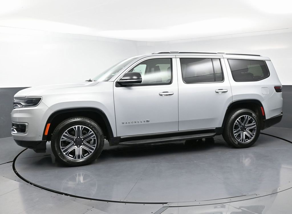 Used 2024 Jeep Wagoneer Series II w/ Flexible Seating Group image 6