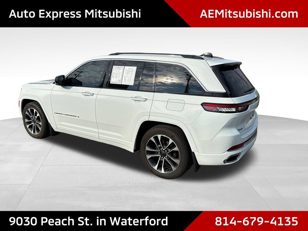 Used 2023 Jeep Grand Cherokee Overland w/ Luxury Tech Group IV AWD/4WD image 5