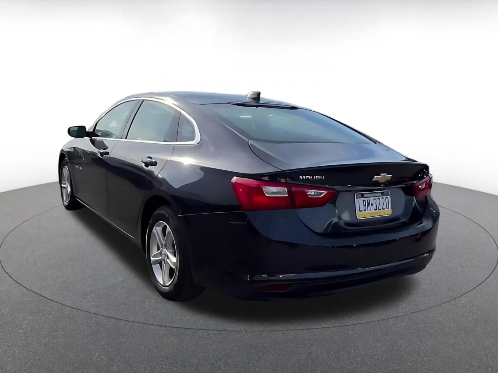 Used 2023 Chevrolet Malibu LT w/ Driver Confidence Package image 11