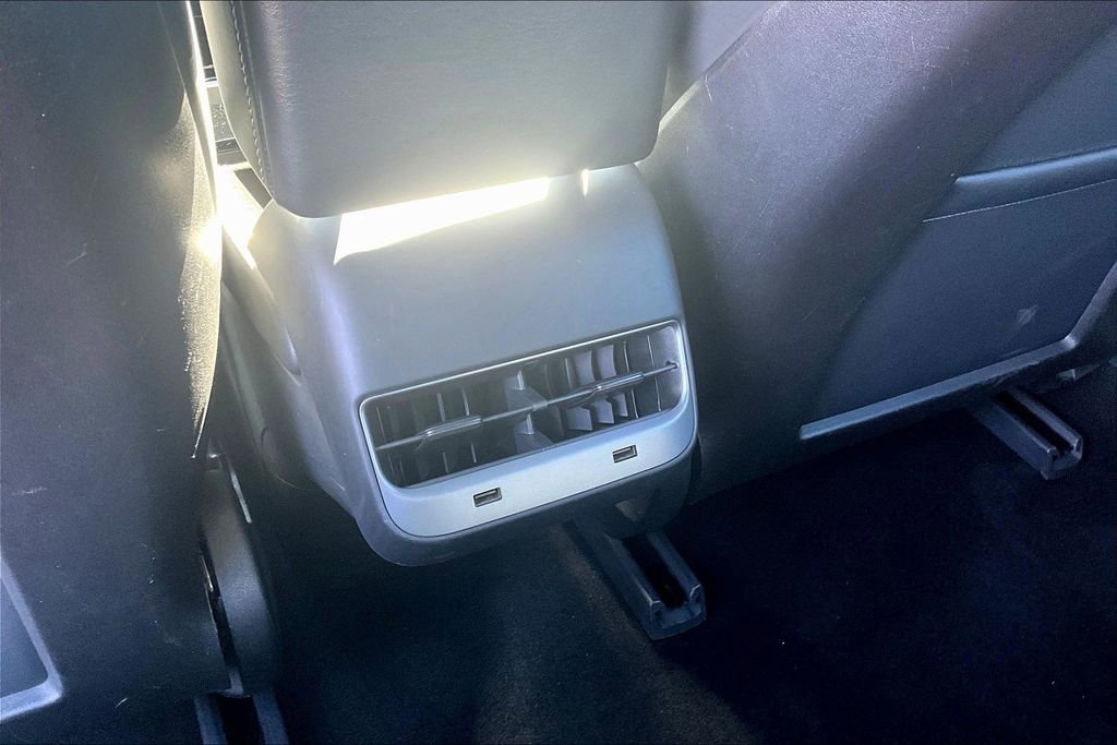 Used 2018 Tesla Model 3 Long Range image 30