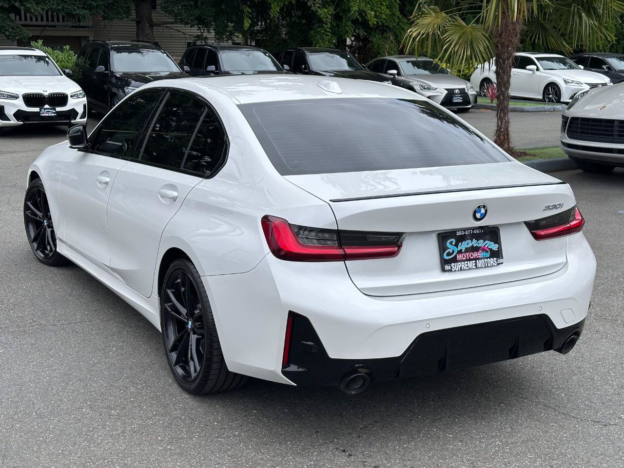 Used 2023 BMW 330i Sedan w/ M Sport Package RWD image 5