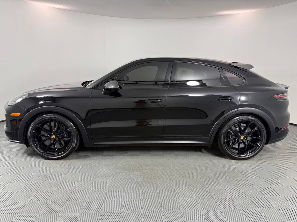 Certified 2023 Porsche Cayenne Turbo GT AWD/4WD image 2