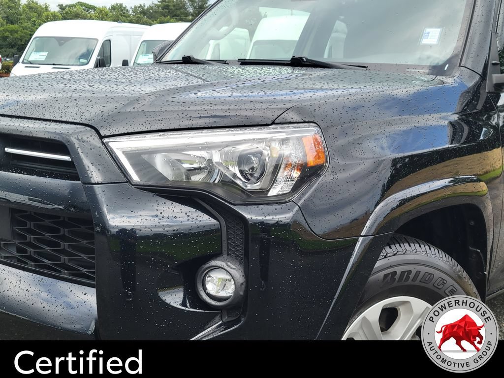 Used 2024 Toyota 4Runner SR5 AWD/4WD image 10