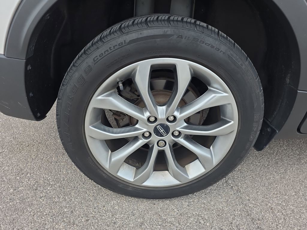 Used 2019 Lincoln MKC Select w/ Select Plus Package image 12