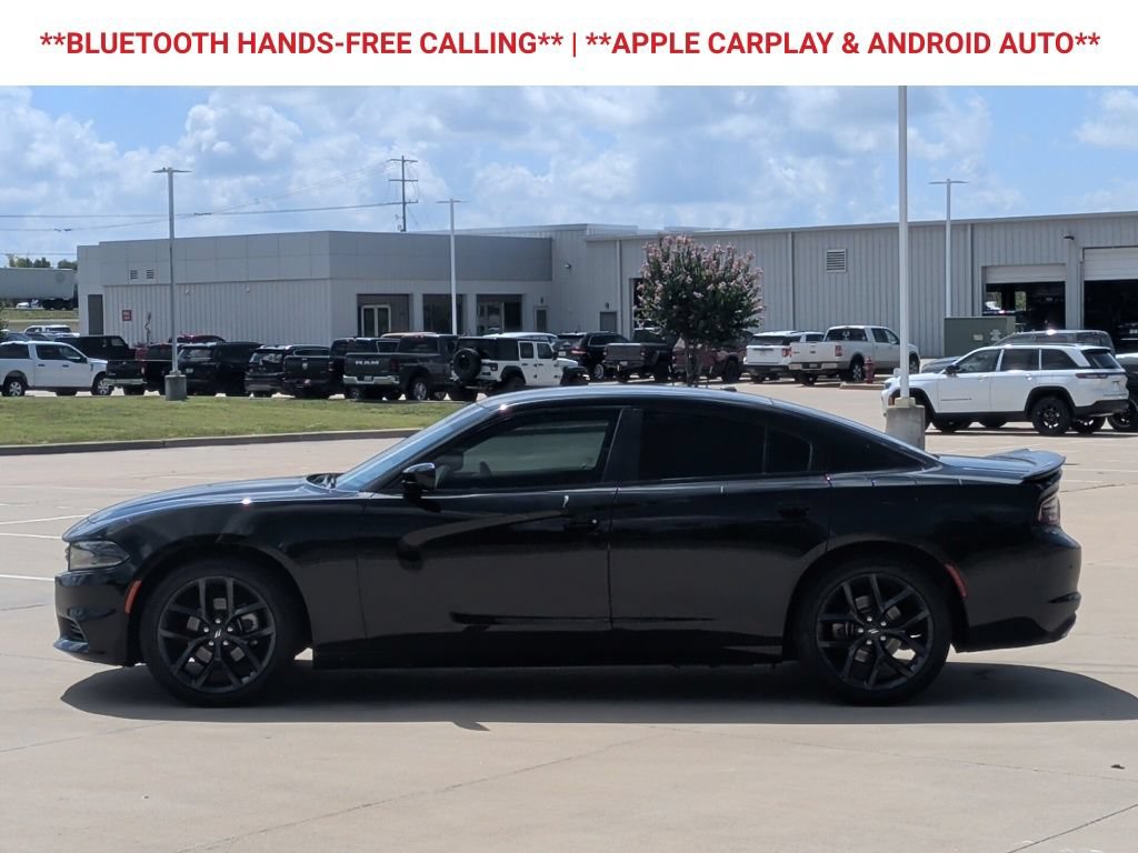Used 2021 Dodge Charger SXT w/ Blacktop Package RWD image 5