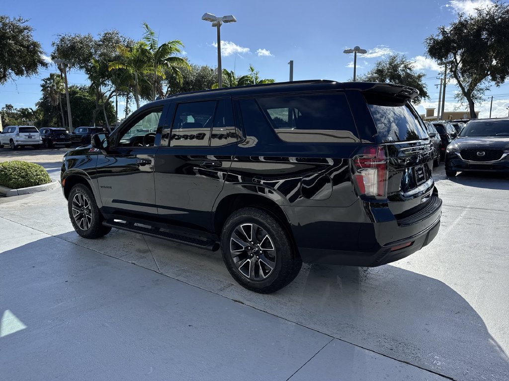 Used 2023 Chevrolet Tahoe Z71 w/ Luxury Package AWD/4WD image 12