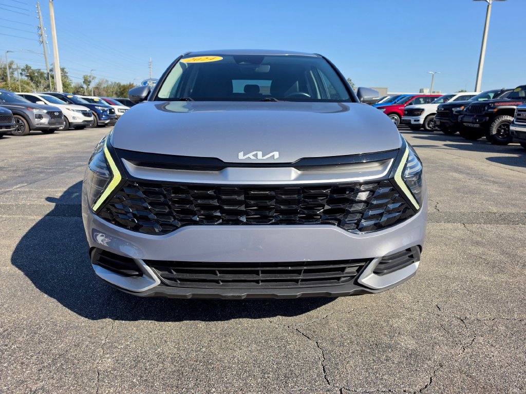 Used 2024 Kia Sportage EX FWD image 6