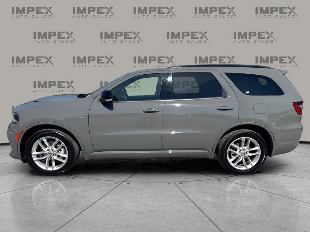 Used 2024 Dodge Durango R/T RWD image 2