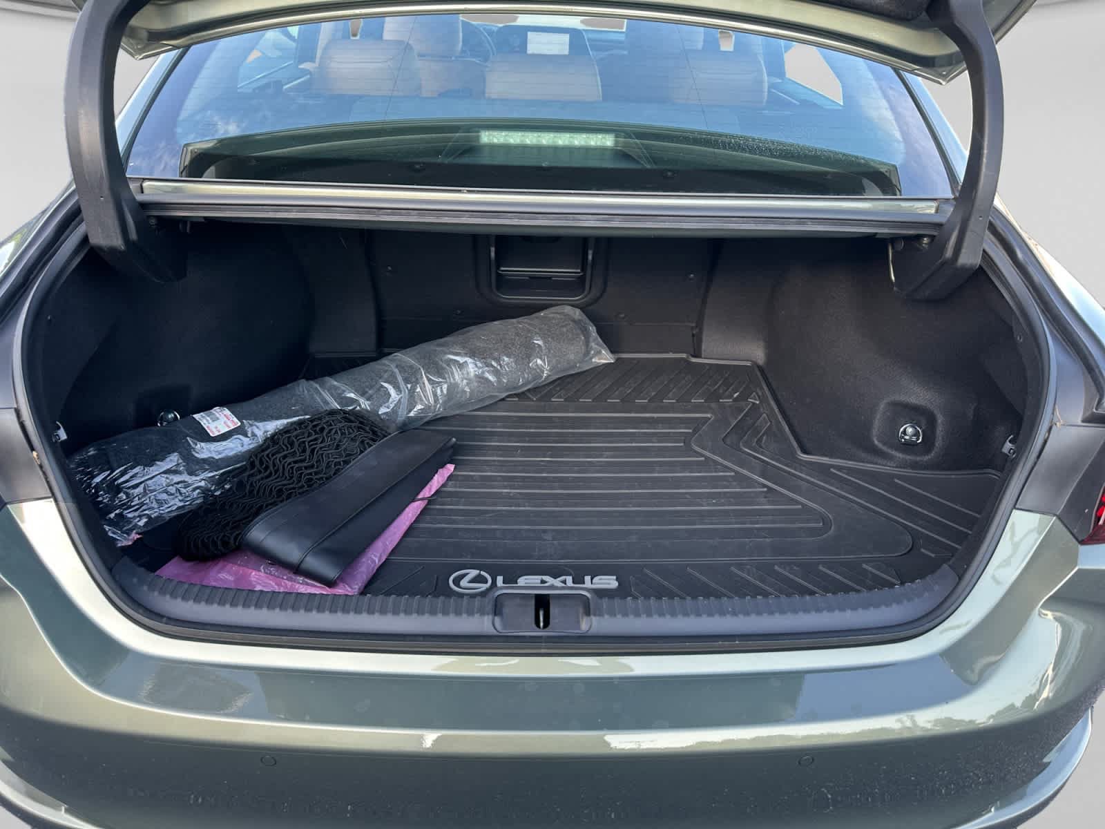 Used 2024 Lexus ES 350 w/ Accessory Package (Z1) FWD image 25