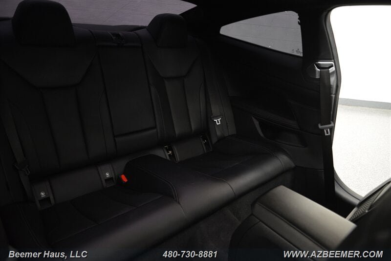 Used 2022 BMW 430i Coupe w/ M Sport Package RWD image 26