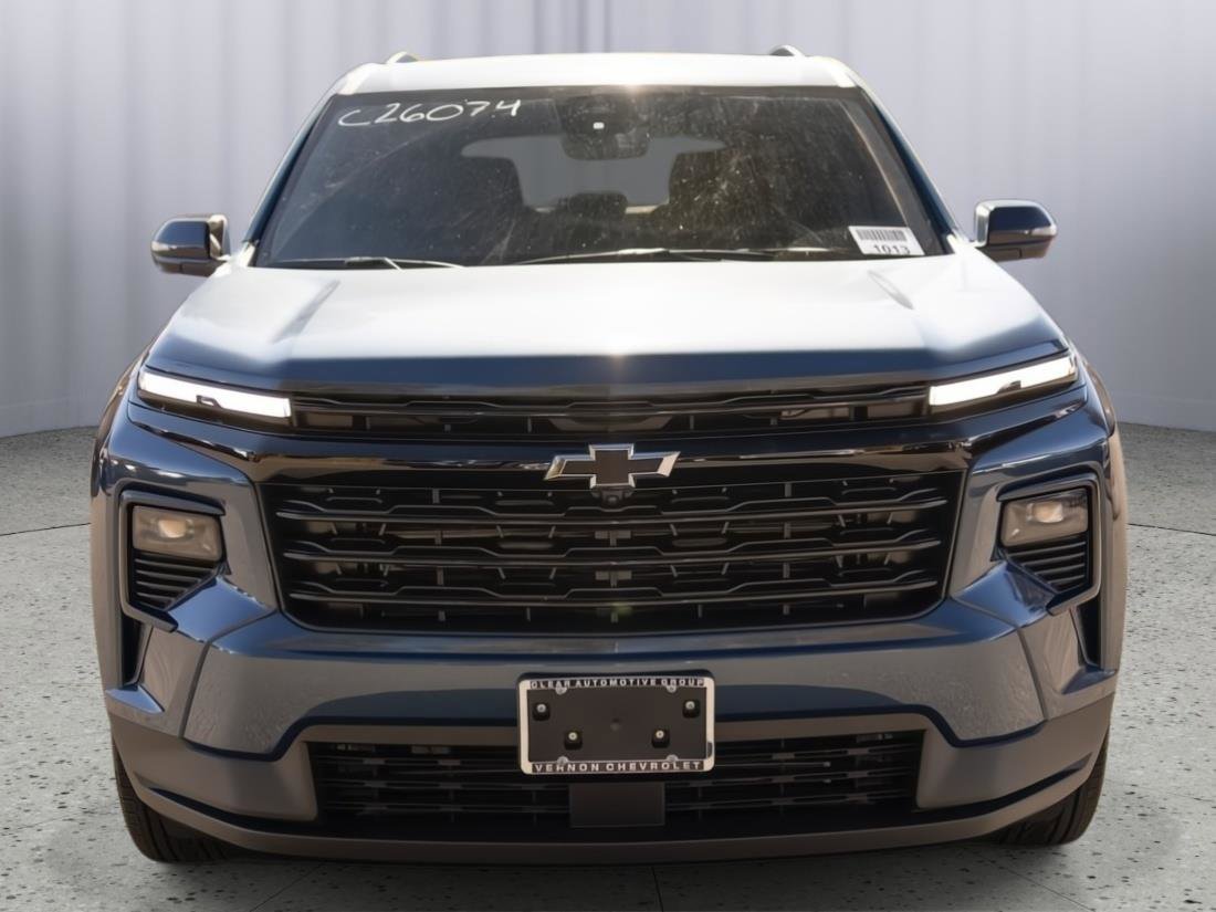 New 2026 Chevrolet Traverse LT w/ Midnight/Sport Edition image 2