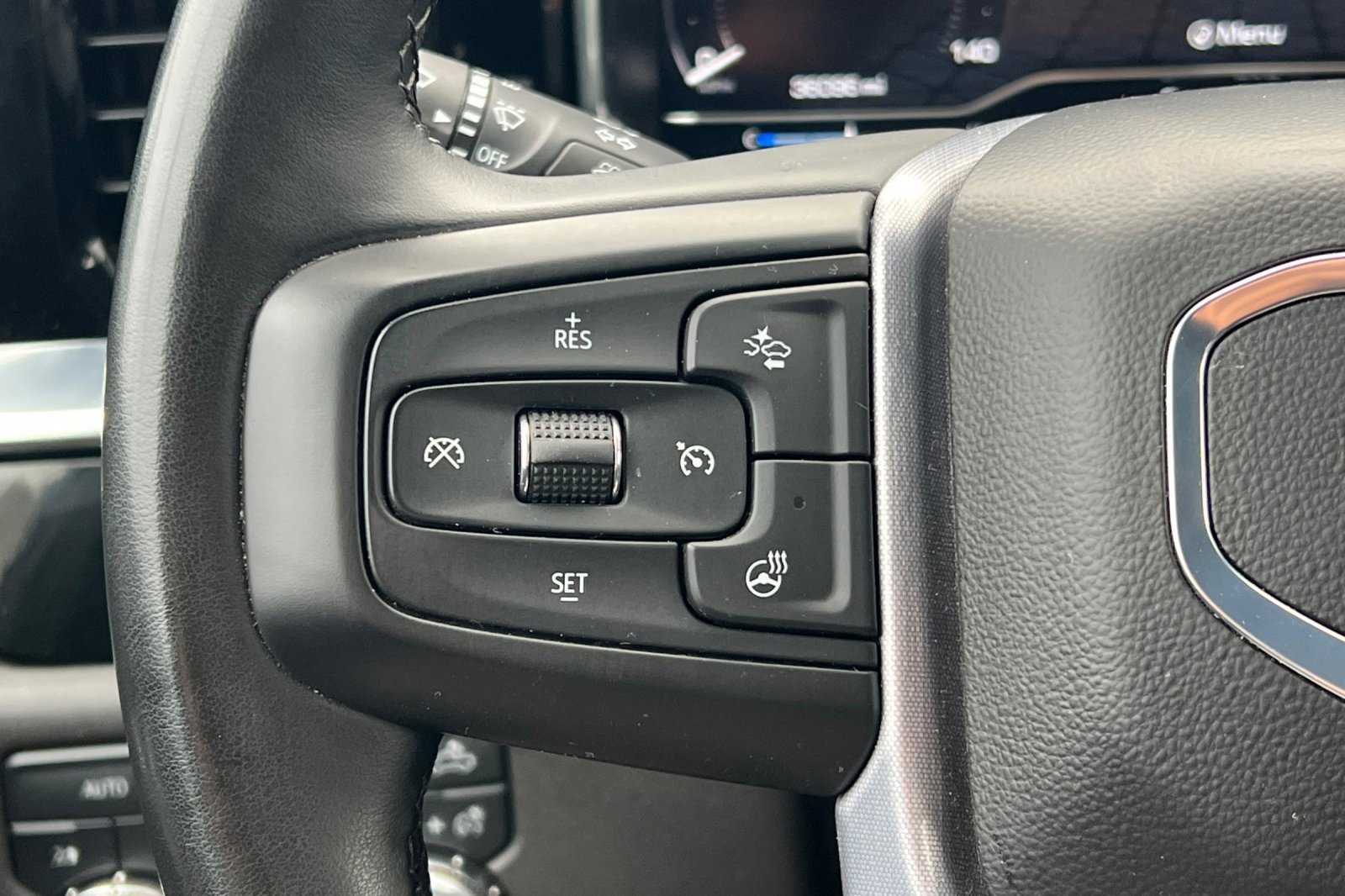 Used 2024 GMC Sierra 1500 SLT image 35