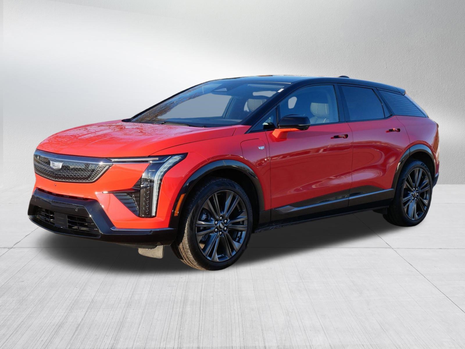 Used 2025 Cadillac Optiq Sport 2 w/ LPO, Floor Liner Package image 3