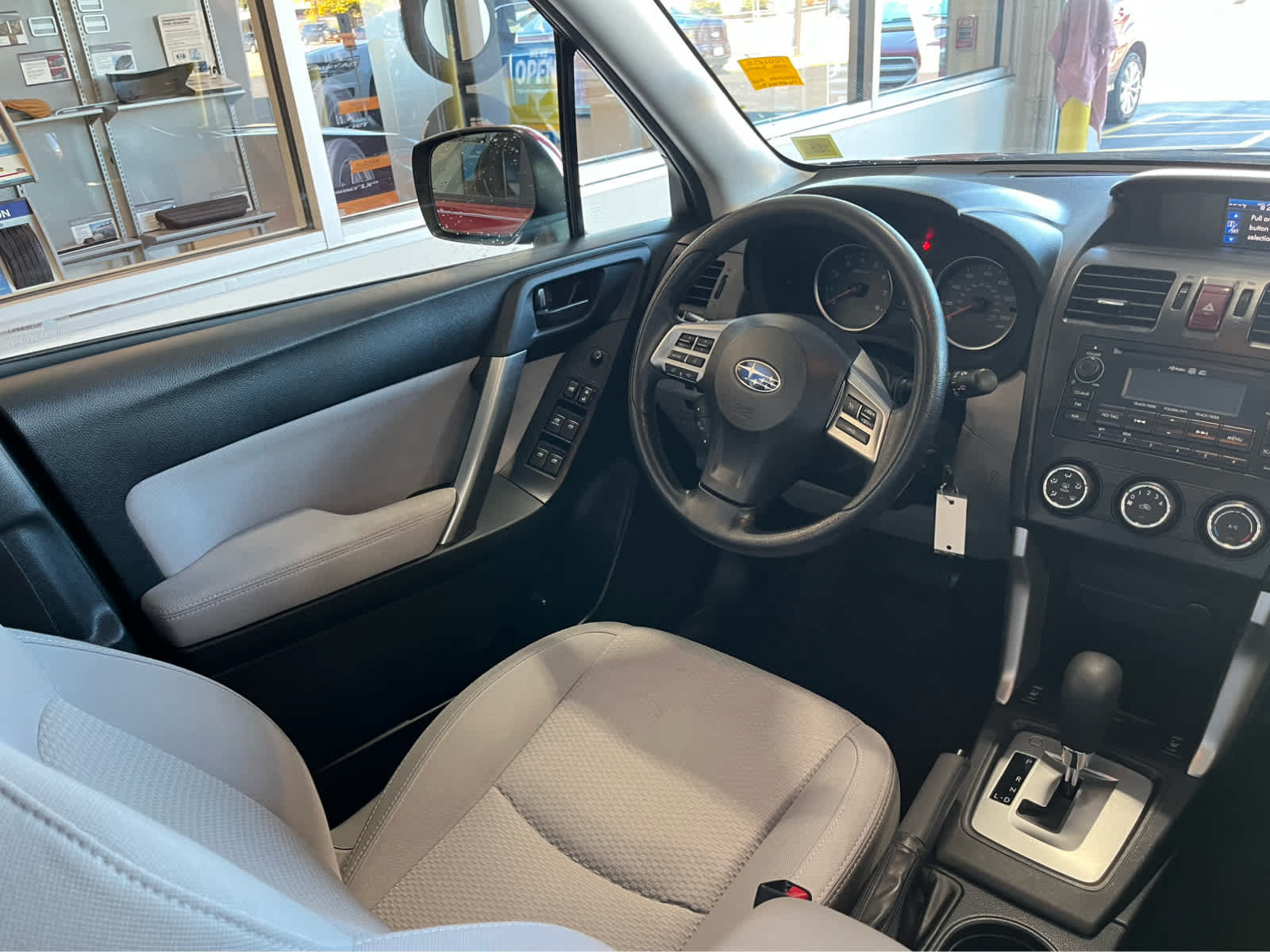 Used 2015 Subaru Forester 2.5i Premium w/ All-Weather Package AWD/4WD image 12