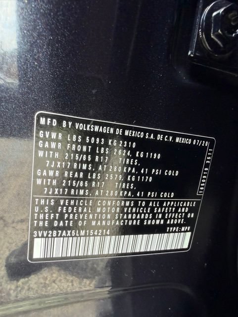 Used 2020 Volkswagen Tiguan SE AWD/4WD image 38