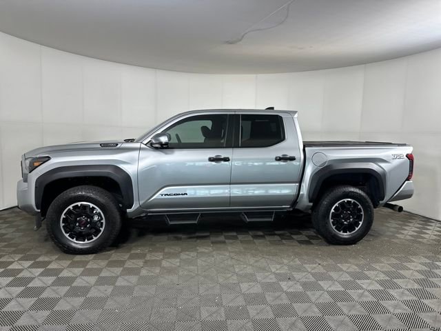 Used 2025 Toyota Tacoma TRD Off-Road image 6