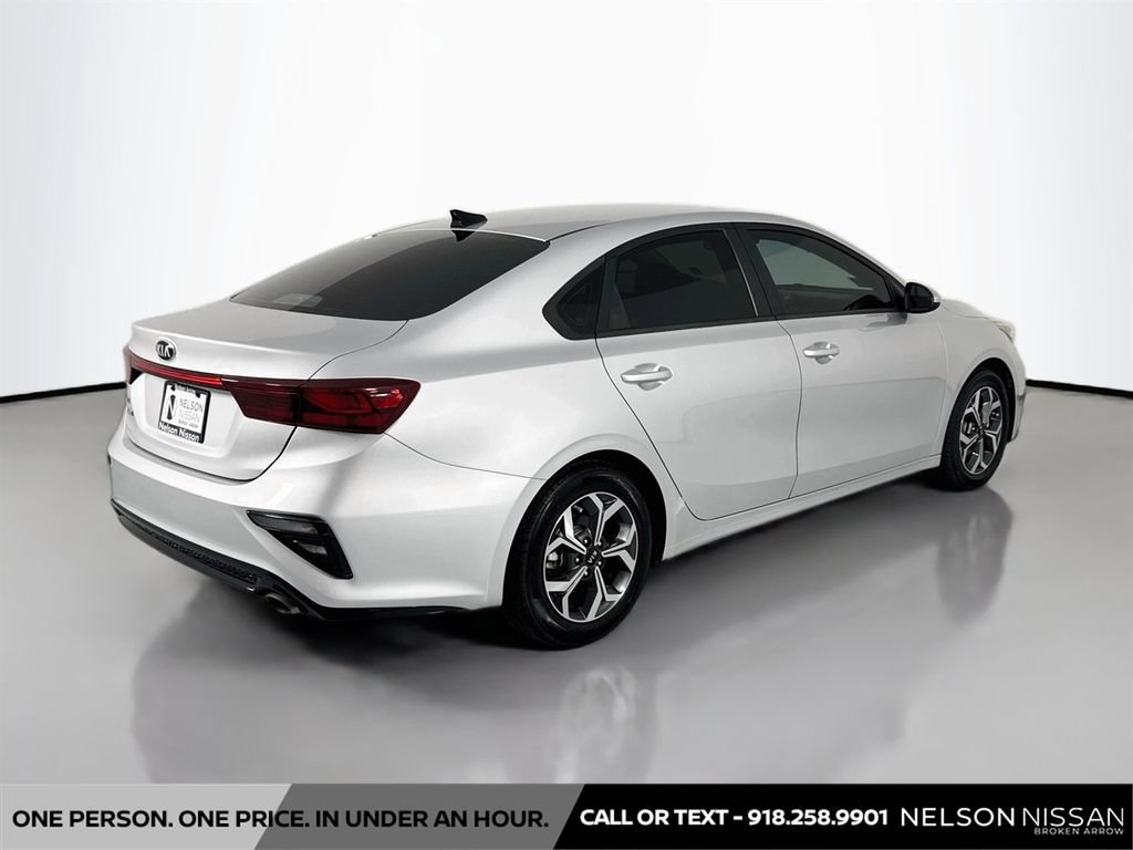 Used 2021 Kia Forte LXS FWD image 5