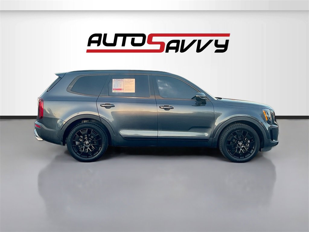 Used 2022 Kia Telluride SX w/ SX Prestige Package image 8