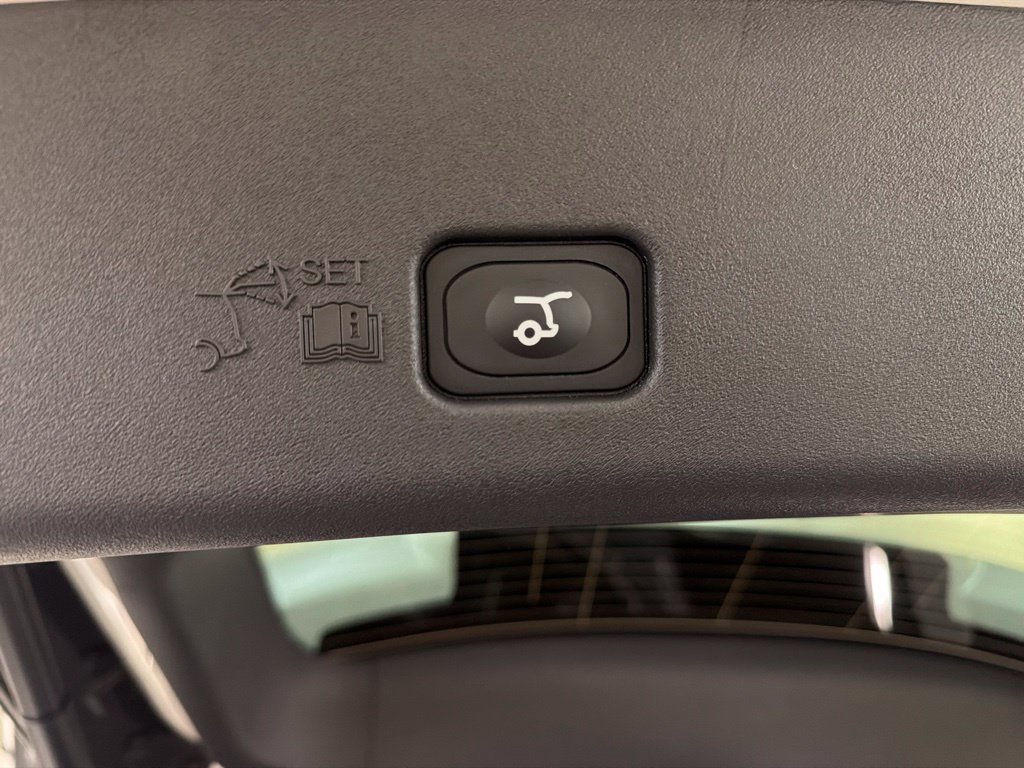 Used 2026 Lincoln Nautilus Premier w/ Equipment Group 102A AWD/4WD image 41