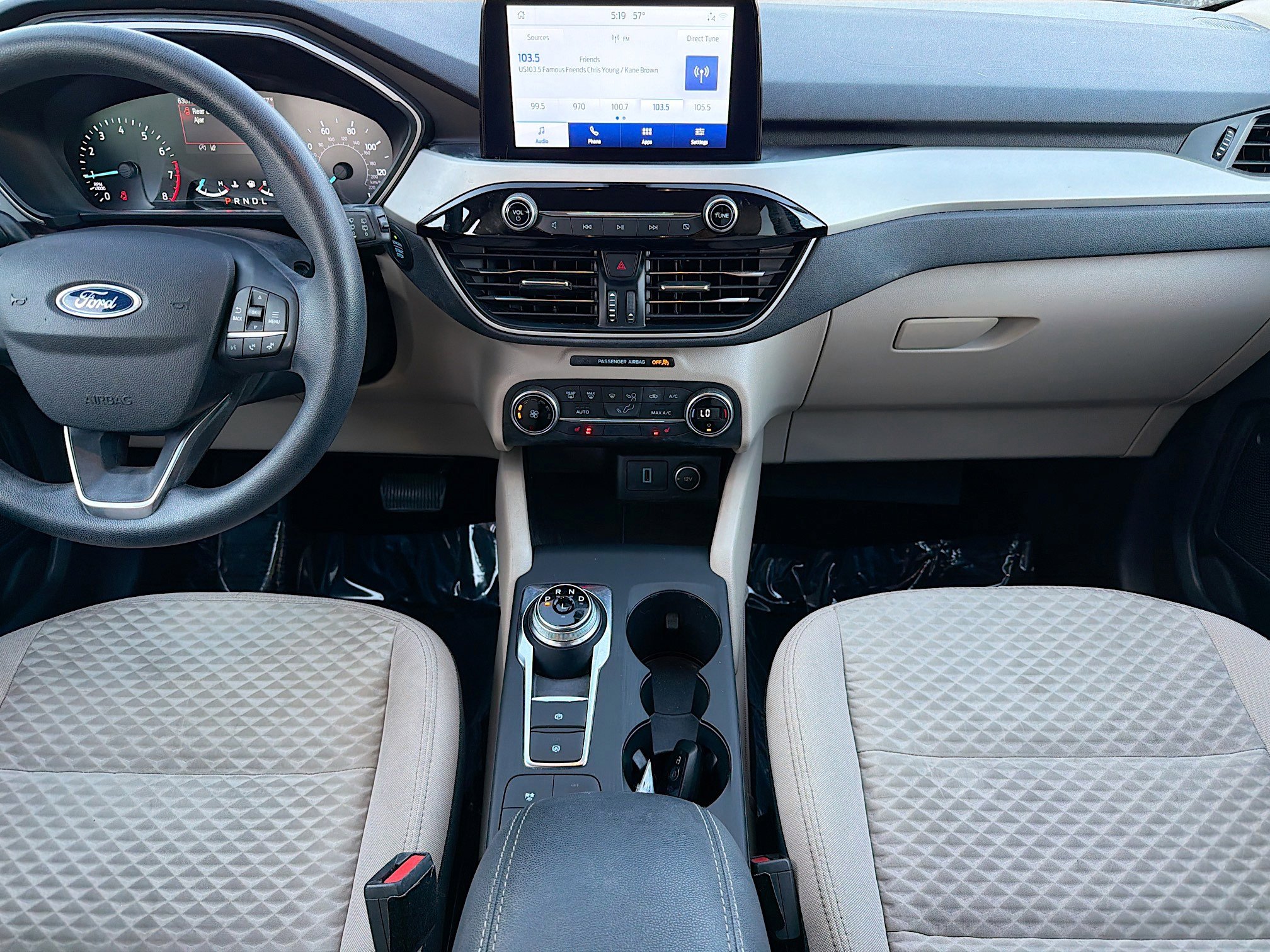 Used 2020 Ford Escape SE image 17