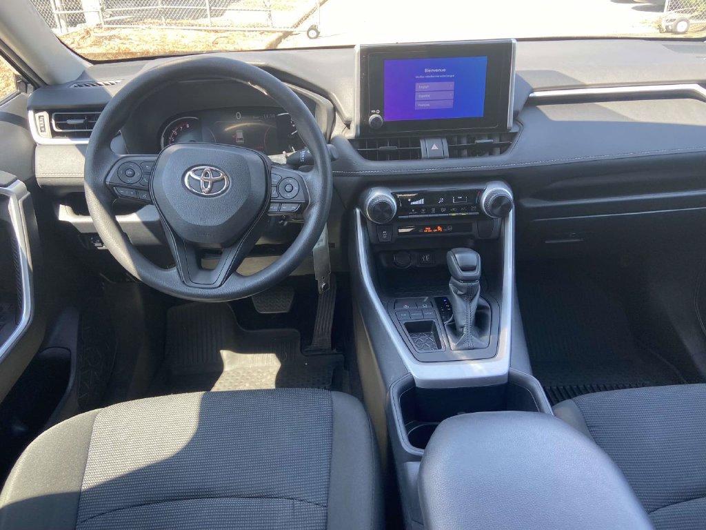 Used 2023 Toyota RAV4 LE FWD image 10