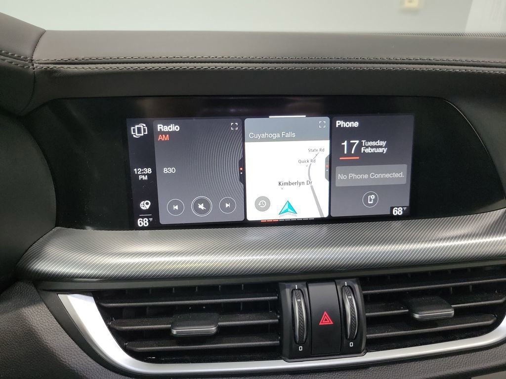 Used 2024 Alfa Romeo Stelvio Ti image 51