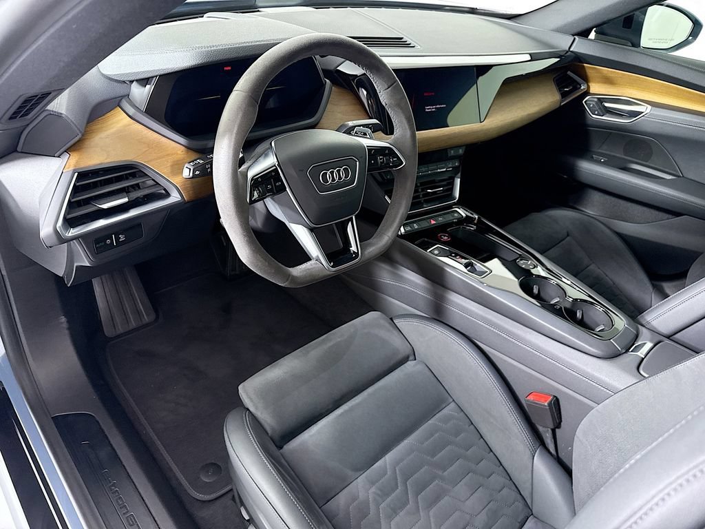 Certified 2023 Audi e-tron GT Premium Plus AWD/4WD image 9