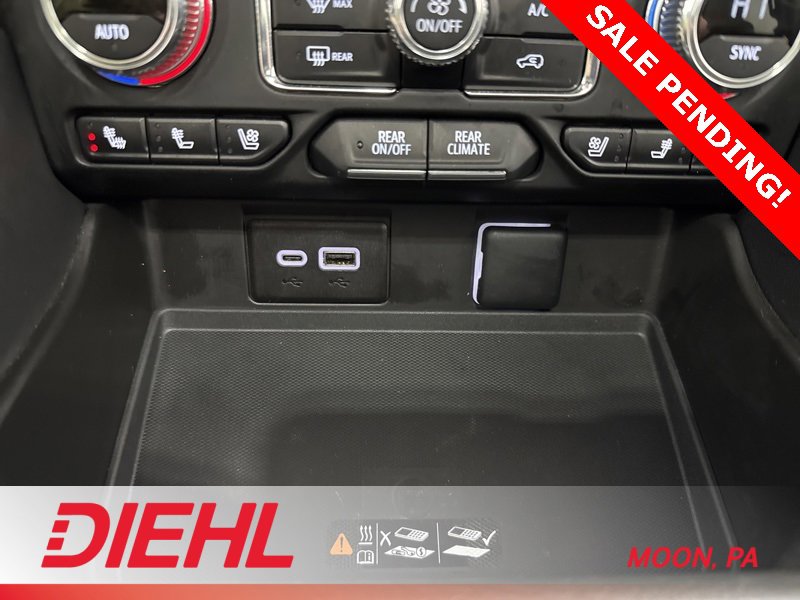 Used 2024 GMC Yukon AT4 w/ AT4 Premium Package image 39