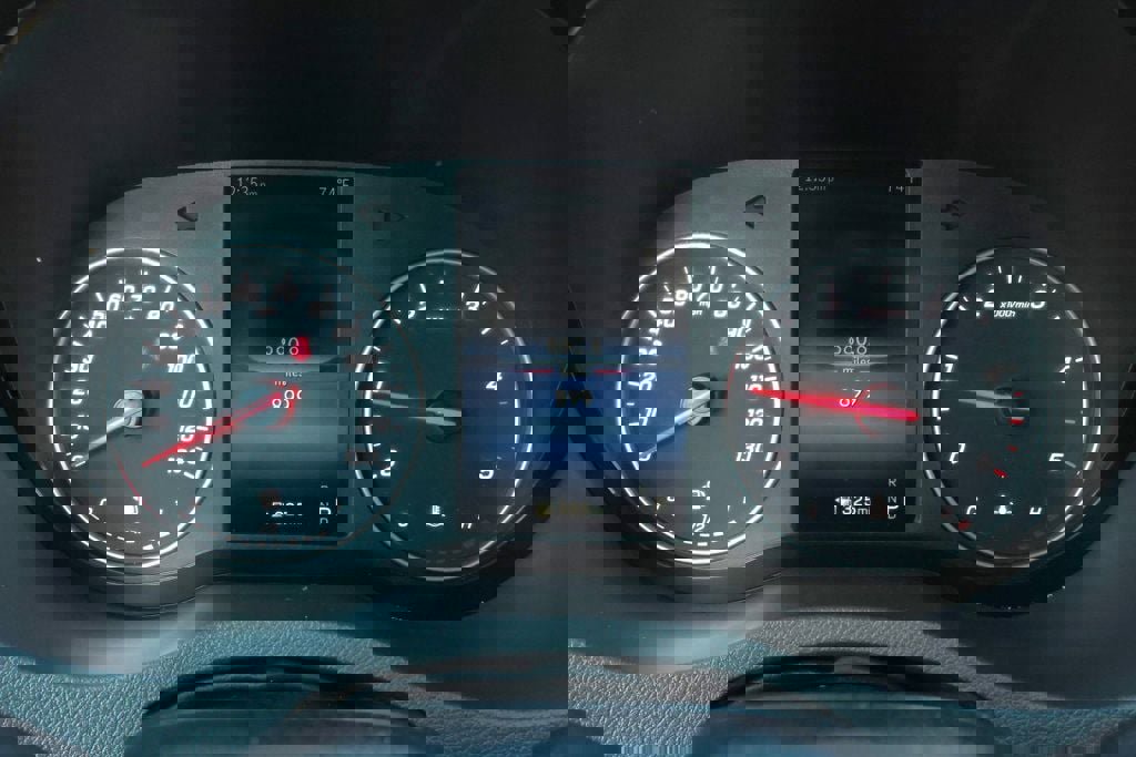 Used 2025 Mercedes-Benz Sprinter 2500 image 13