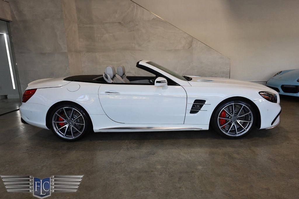 Used 2017 Mercedes-Benz SL 63 AMG image 2