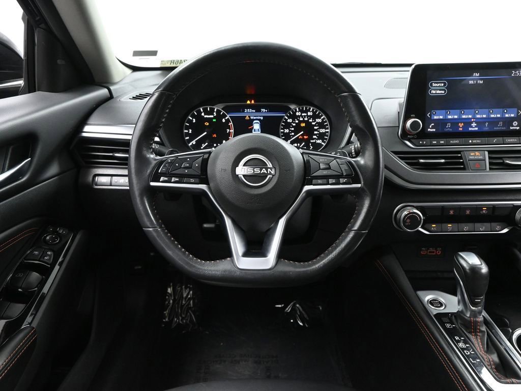 Used 2023 Nissan Altima 2.5 SR image 14
