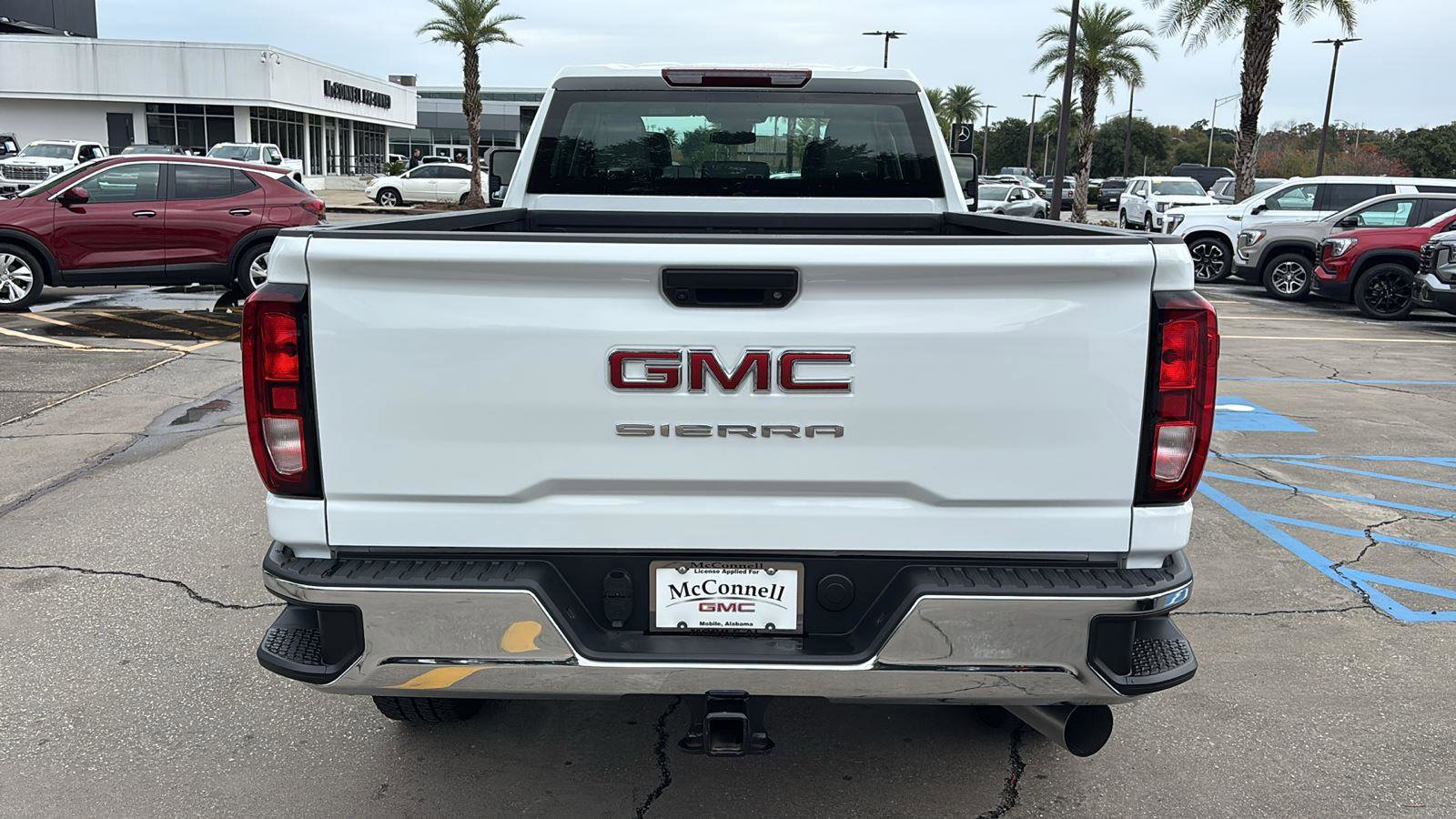 Certified 2025 GMC Sierra 3500 Pro image 6