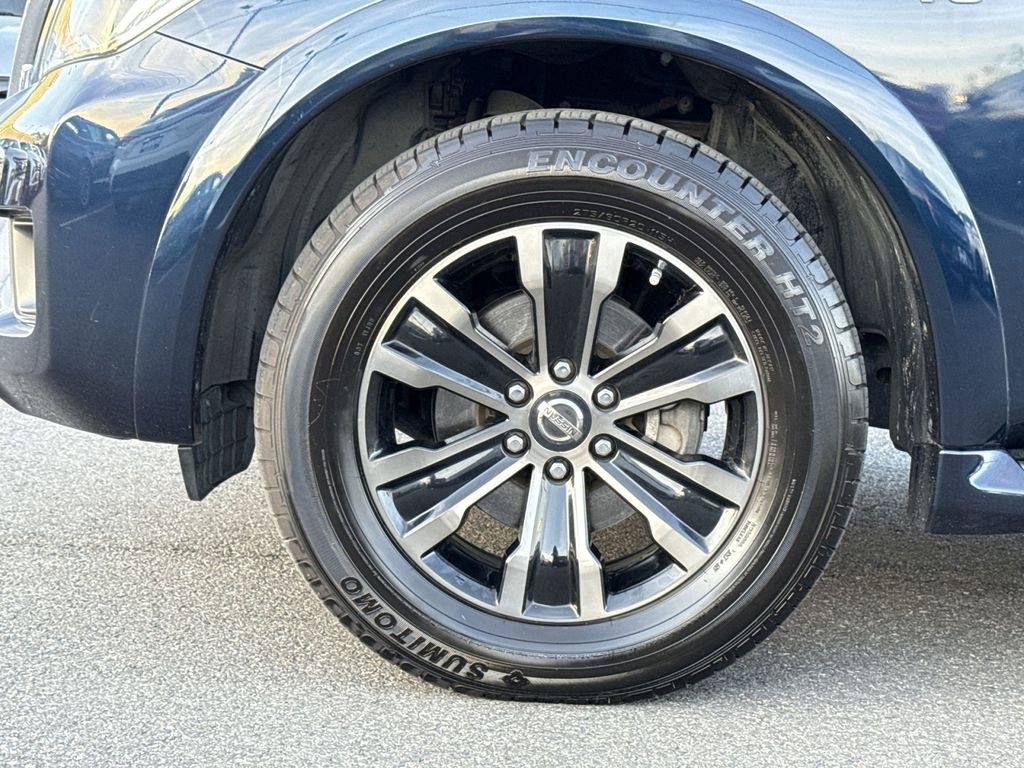 Used 2020 Nissan Armada Platinum image 12