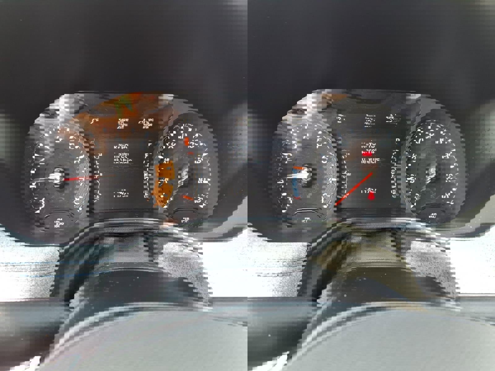 Used 2025 Jeep Compass Sport image 11