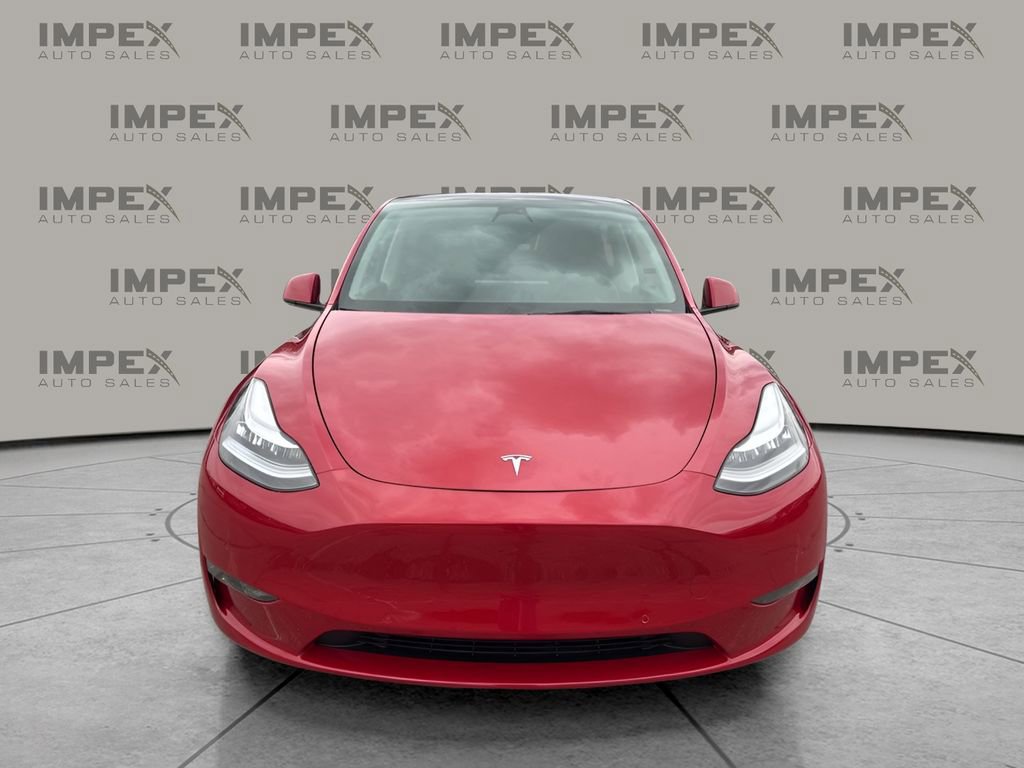 Used 2022 Tesla Model Y Long Range image 8
