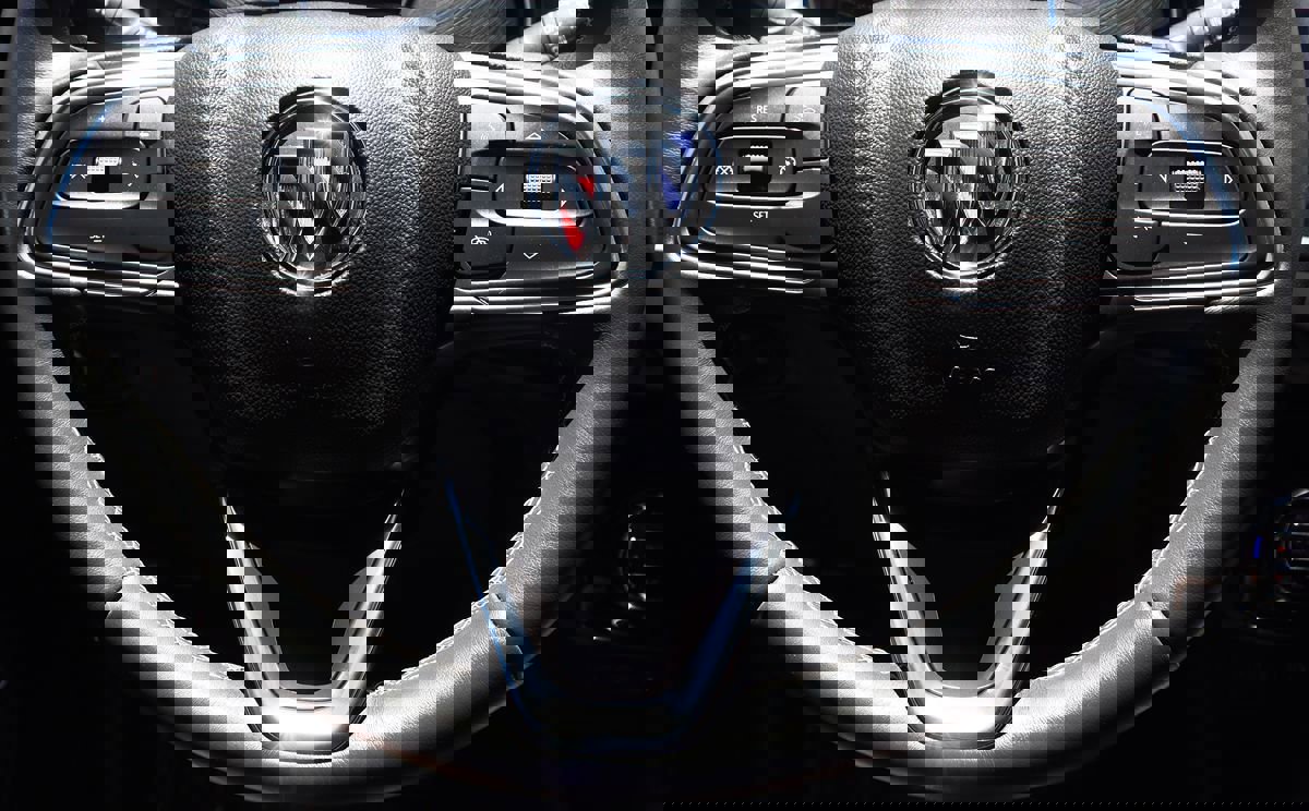 Used 2023 Buick Encore GX Select image 57