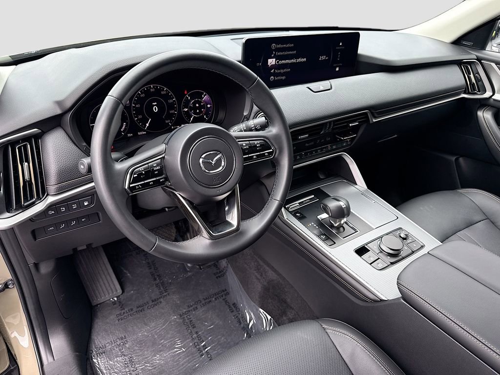 Certified 2025 MAZDA CX-70 Plug-In Hybrid w/ Premium Pkg image 12
