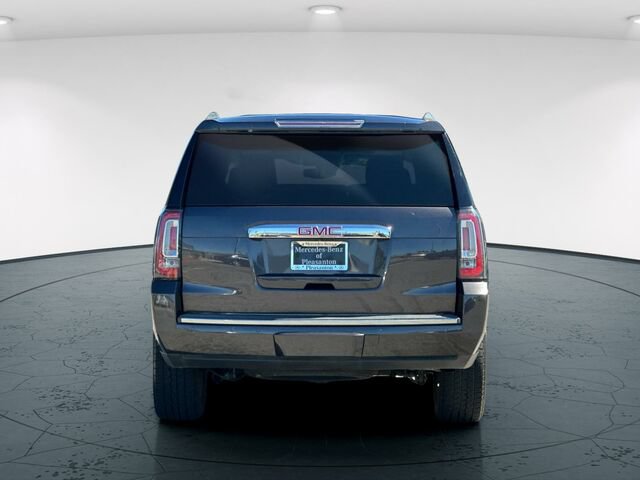 Used 2017 GMC Yukon XL Denali w/ Open Road Package AWD/4WD image 6