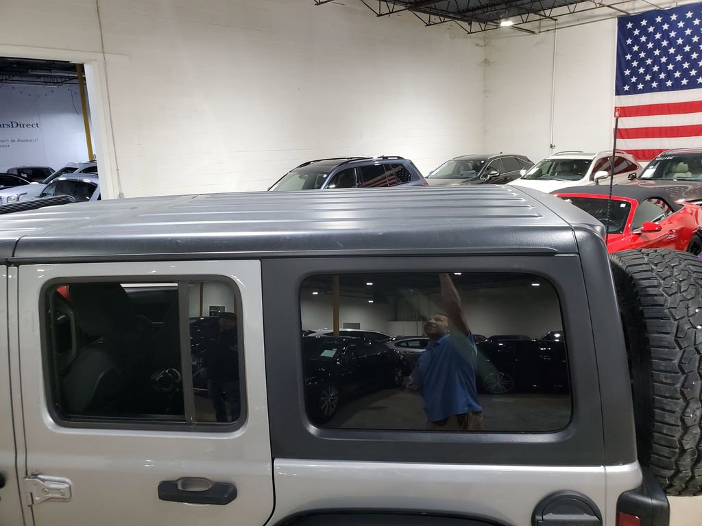 Used 2019 Jeep Wrangler Unlimited Rubicon AWD/4WD image 47