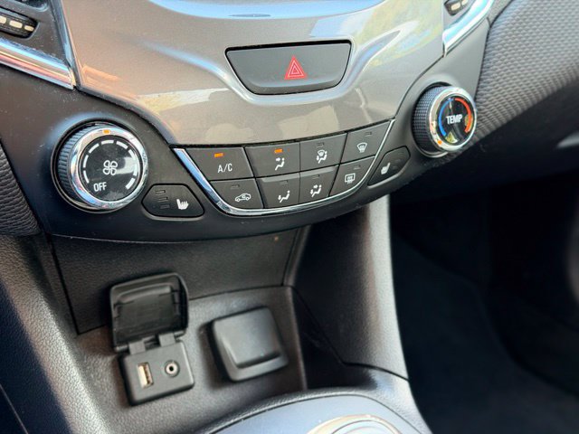 Used 2017 Chevrolet Cruze LT w/ LT Convenience Package FWD image 15