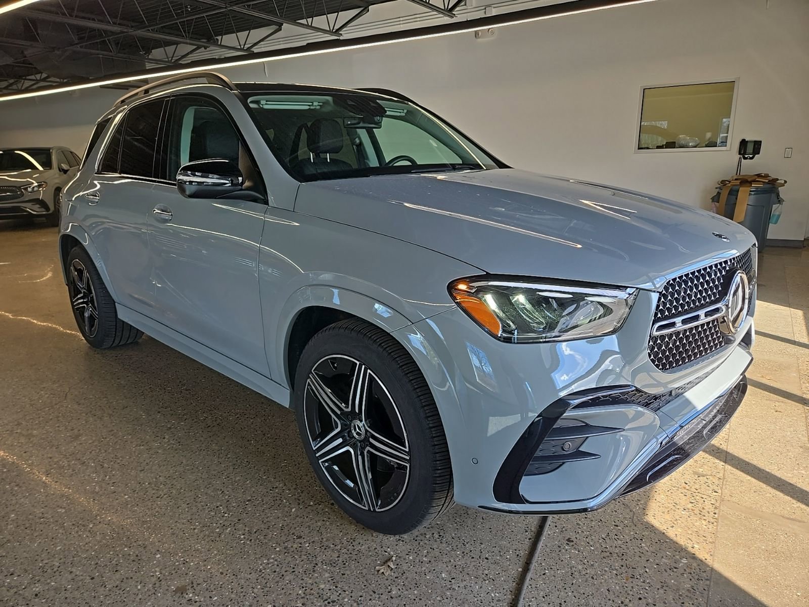 Certified 2025 Mercedes-Benz GLE 350 4MATIC image 7