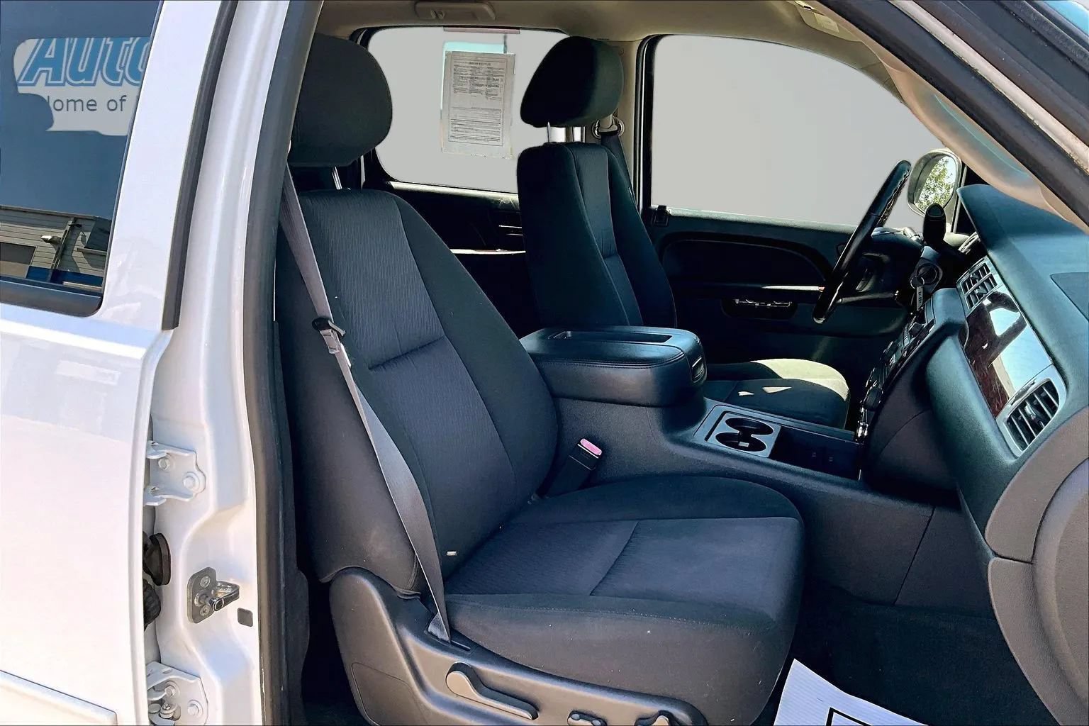 Used 2014 Chevrolet Suburban LS AWD/4WD image 34
