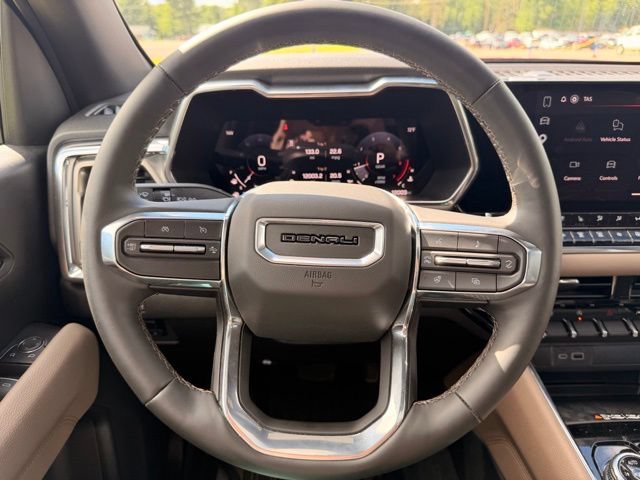 Used 2025 GMC Canyon Denali AWD/4WD image 22