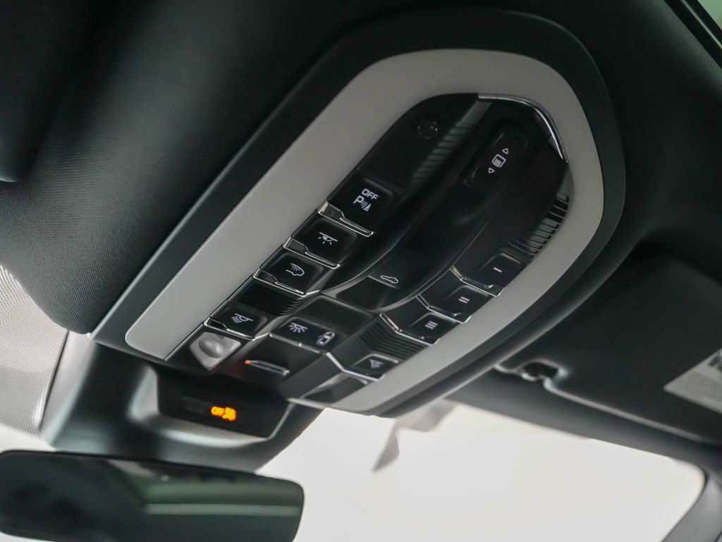 Certified 2020 Porsche Macan GTS image 28