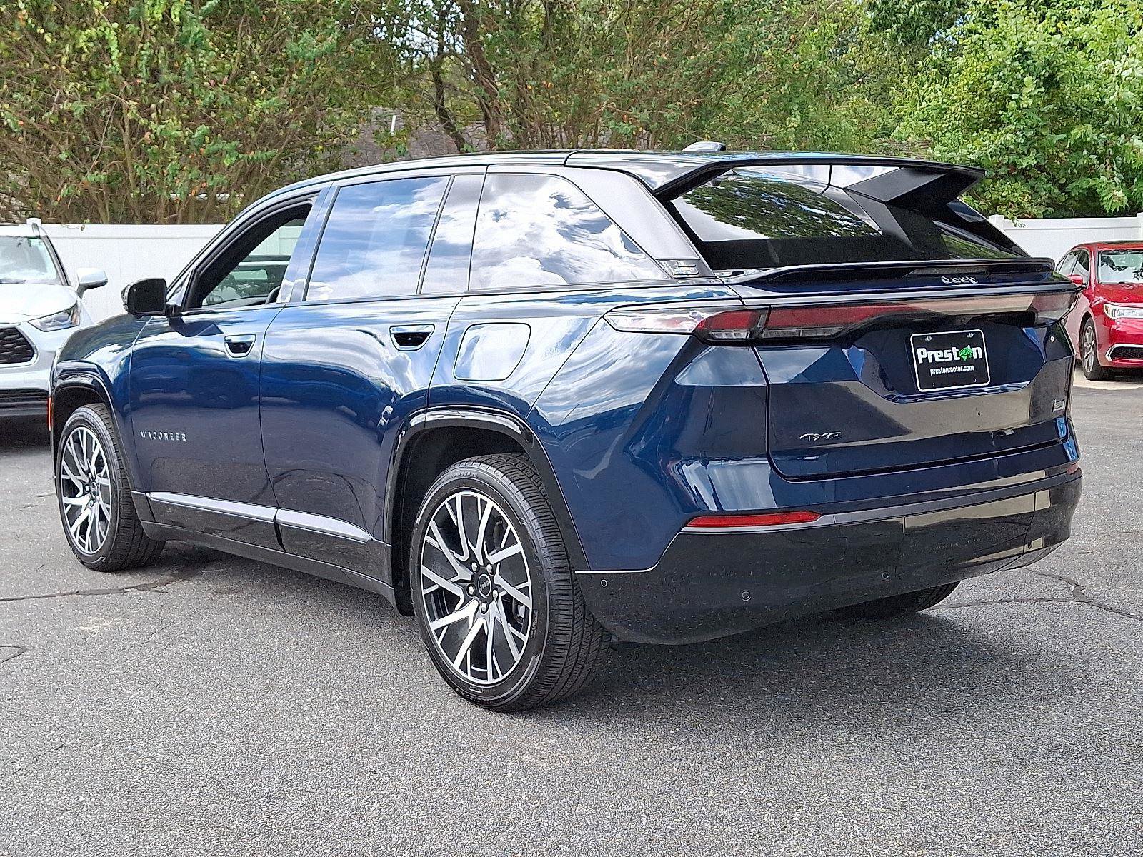 Used 2025 Jeep Wagoneer Limited image 6