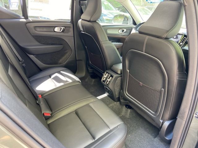 New 2026 Volvo XC40 B5 Plus w/ Climate Package AWD/4WD image 15