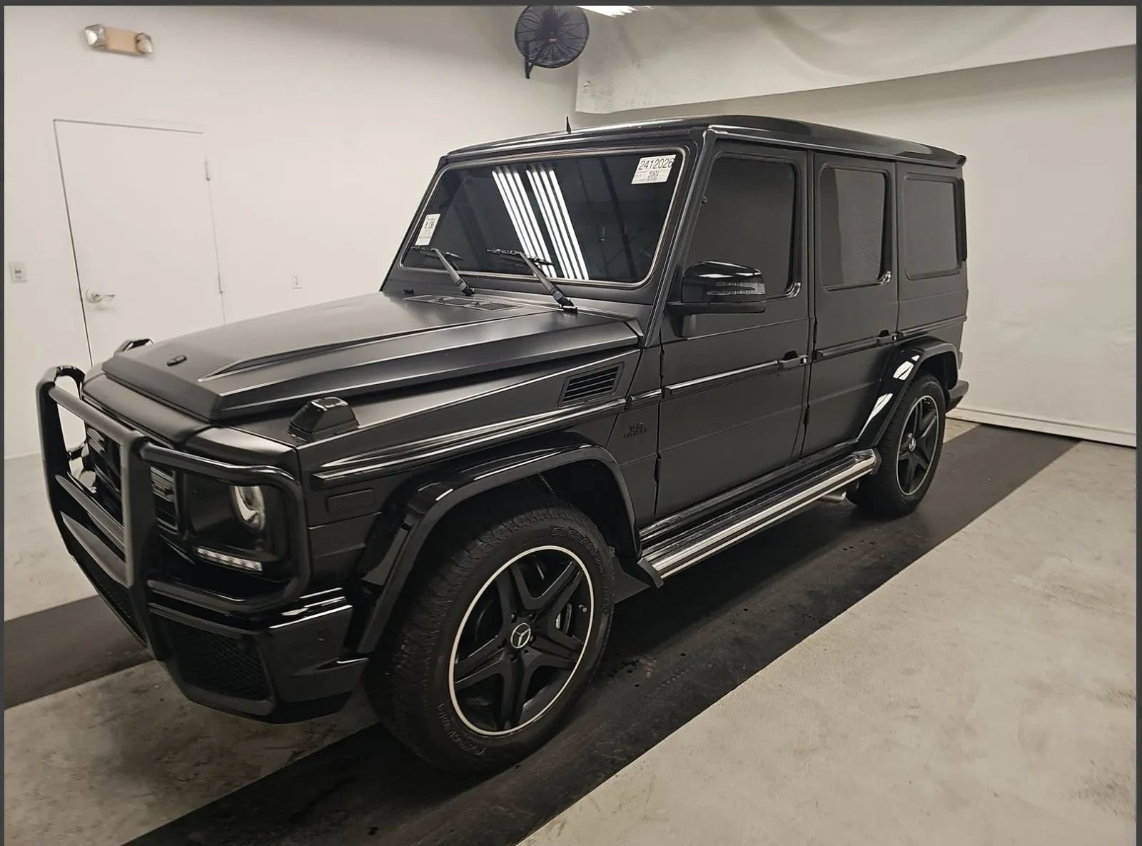 Used 2016 Mercedes-Benz G 63 AMG 4MATIC image 3